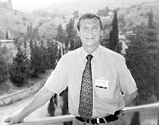 Владимир Руфинович Фирсов – заместитель директора Российской национальной библиотеки (СПБ), председатель секции по библиотечному законодательству РБА.